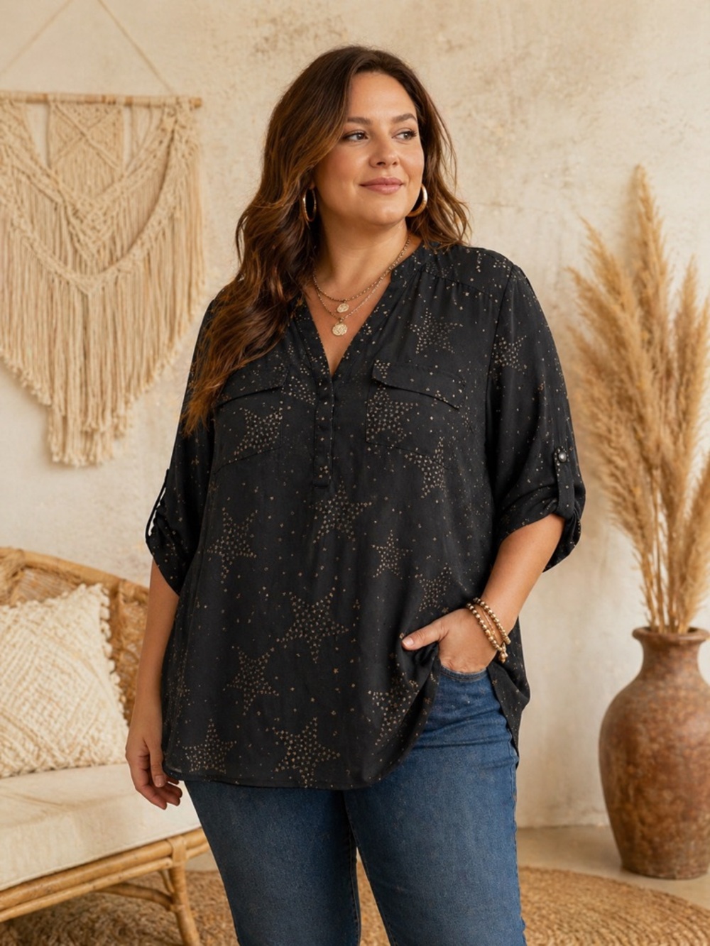 Torrid Harper Georgette Star Print Blouse ✨ - Picture 3 of 8